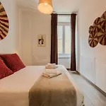 Moscova Modern Apartment