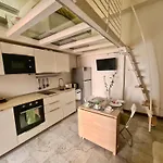 Bellavita Loft - Tricolore Metro Station