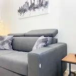 Cardano Suite - 5 Min From Central Station