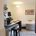 Bellissimo Bilocale Con Terrazzo