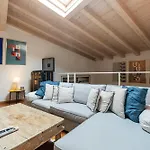 Spacious Loft Onebdroom Fiera Area - Mirable Pm