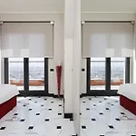 Suzzani Halldis Apartment
