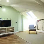 Filzi 9 Apartment
