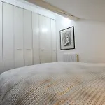 Filzi 9 Apartment