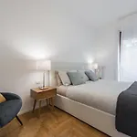 Mila Apartments Via Savona