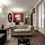 Stylish Suite In Fashion District - Corso Venezia