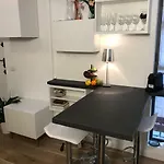 Viale Sabotino 5