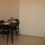 M1 Pasteur Holiday Home