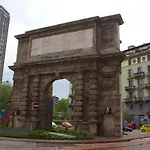 Cozy Central Flat - Porta Romana - Duomo