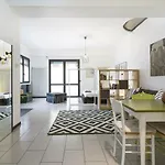 BEL15 Flat