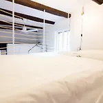 Sant\'Andrea Cozy Apartment