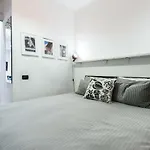 Beautiful And Happy Flat In Milan Center