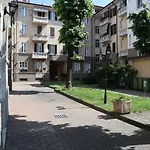 Paki Home Nel Cuore Dei Navigli Di Milano