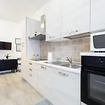 Renovated Flat Subway Yellow Line