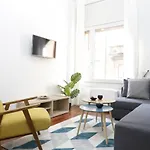 Hemeras Boutique Homes - 2 Luxury Apartments In The City Center