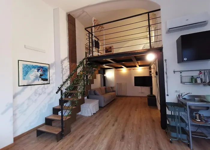 Navigli Area- New Loft Fully Equipped 5 Pax
