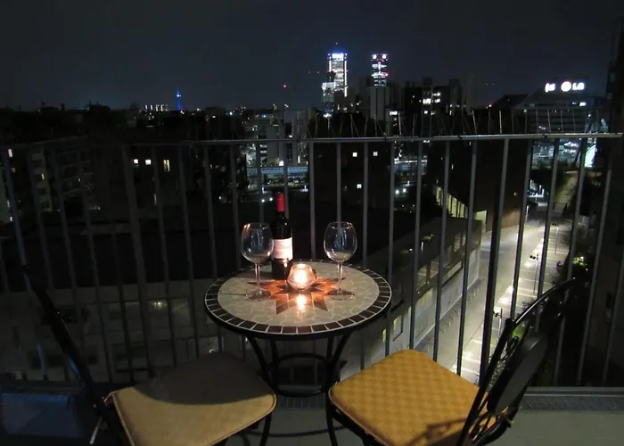 Fiera Milanocity View With Terrace Next To Shopping Mall
