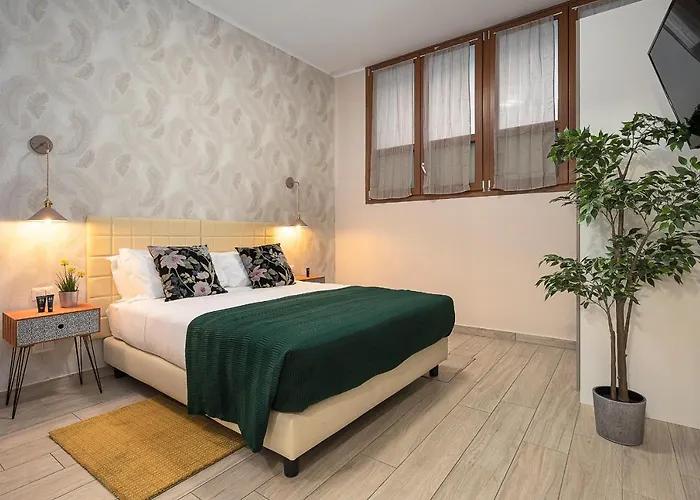 Hemeras Boutique Homes - Design Flat Near Metro Station
