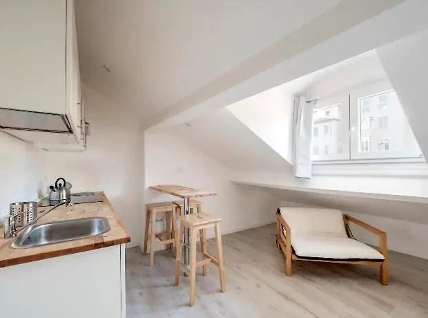 Sammartini Nice Attic