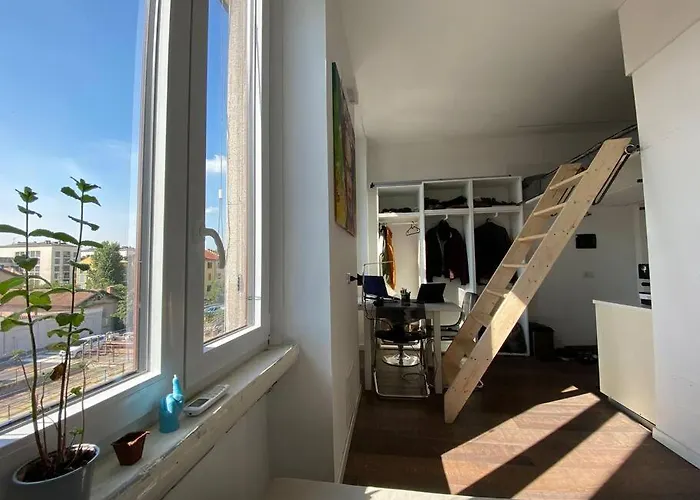 Nuovo Intero Mini Loft Su Bi-Livello