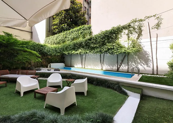 Prestige Boutique Homes - Garden & Pool
