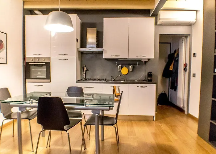 Cozy Apartment Navigli