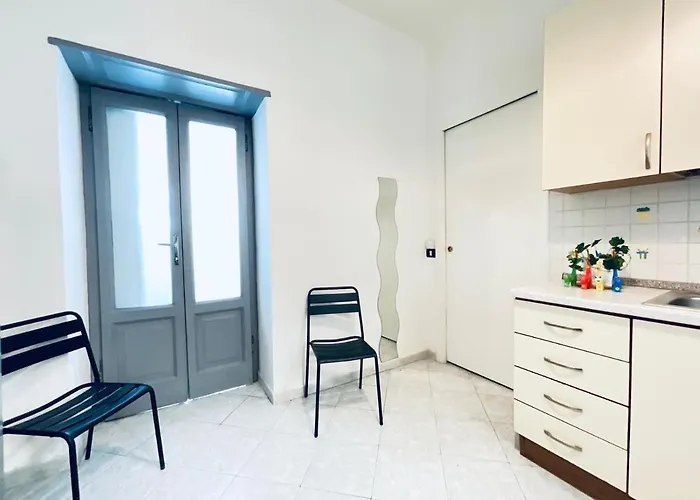 Milan Apartments In Navigli Heart