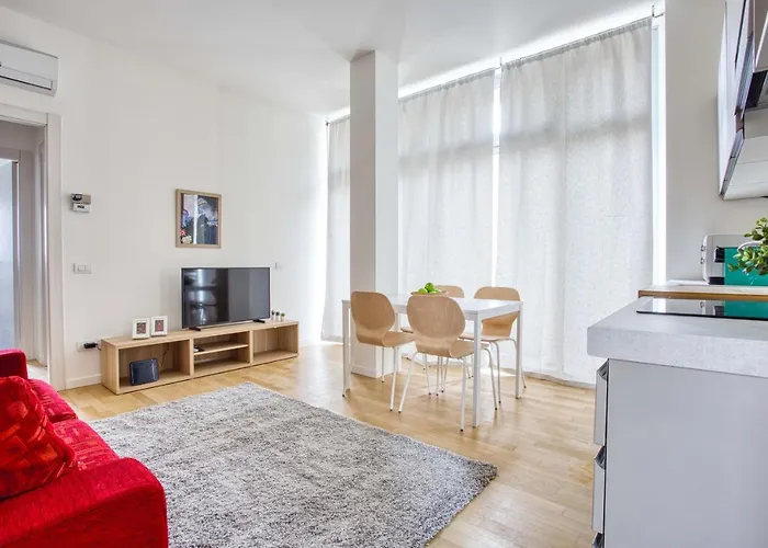 Joivy Lovely Flat With Balcony