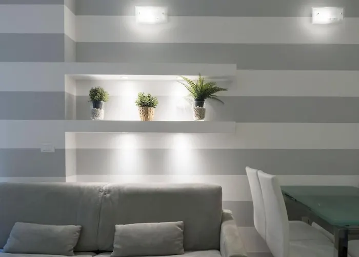 Easylife - San Babila - Elegante E Rifinito Bilocale Nel Cuore Della Citta