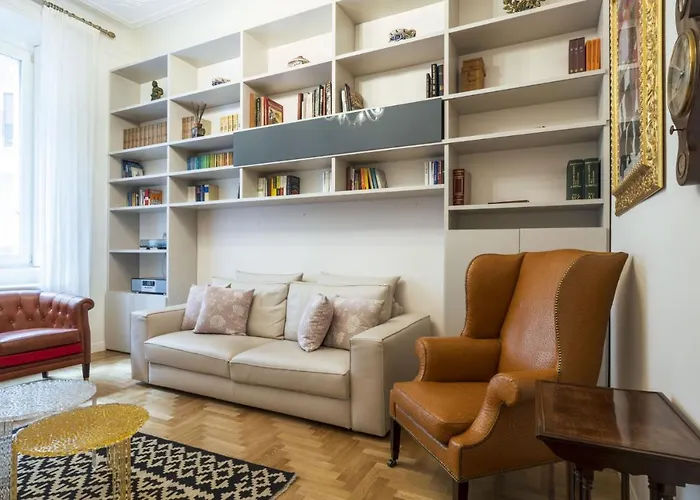 Easylife - Comoda Residenza Con Terrazzino Abitabile In Zona Sant Ambrogio