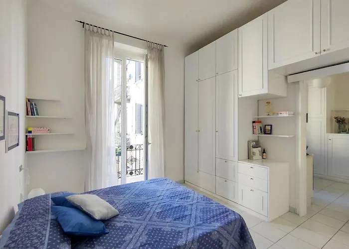Eustachi Interior