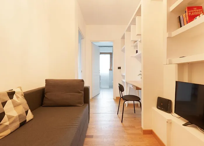 Milan Comfy Apartment X3 - With Balcony