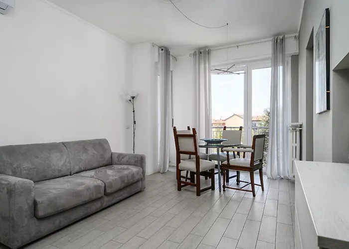 Corvetto - Omero Charme Apartment