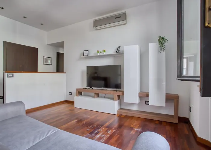 Joivy Tasteful Flat With Balcony