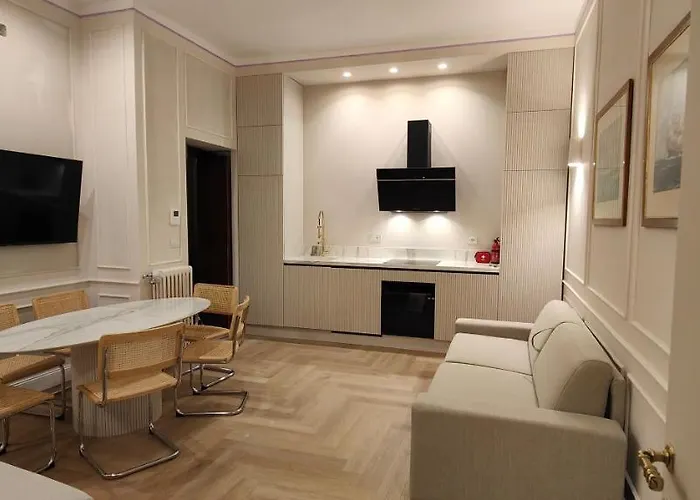 Marcora 6 G Luxury Living