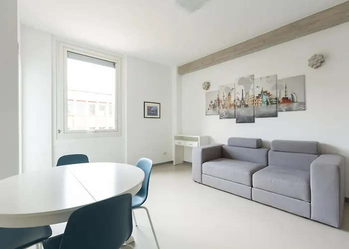 Porta Nuova Bright And Stylish Flat