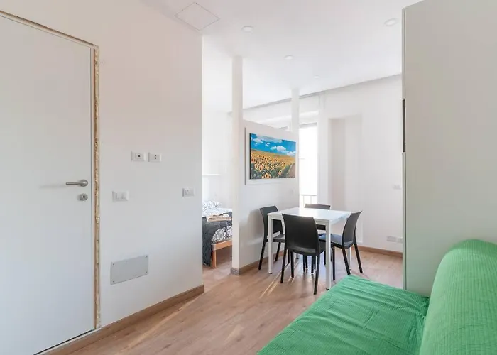 Cimiano Suite 22, New Apartment