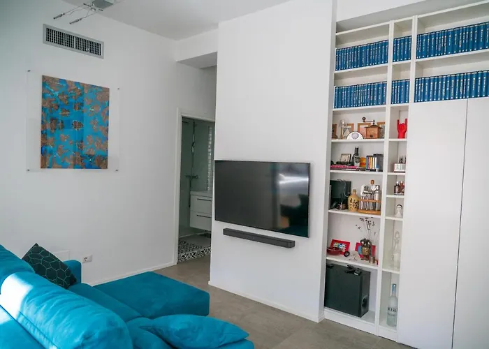 Appartamento In Pieni Navigli