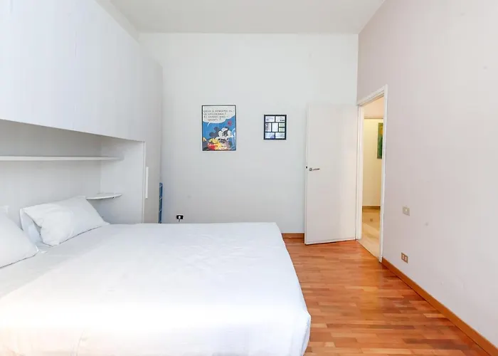 Double Room In The Center - 20 Min Walk From Duomo