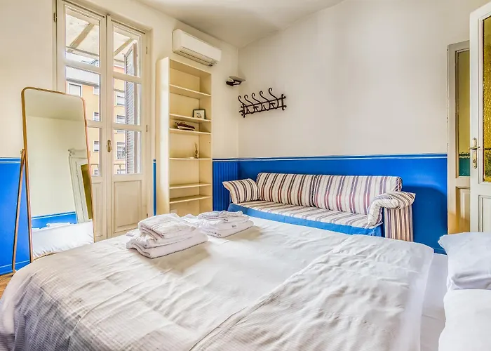 Appartamento In Brera Milano Via San Marco- 5Pax