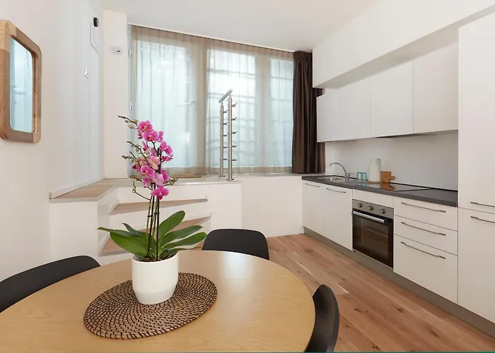 Presty Apartments