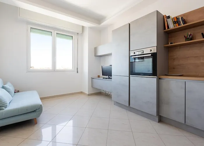 Elegant Milan Apartment In Restocco Area