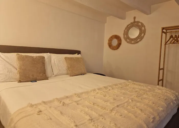 Regina Milano In Porta Romana 3 - Sky Tv, Wifi & Breakfast Box