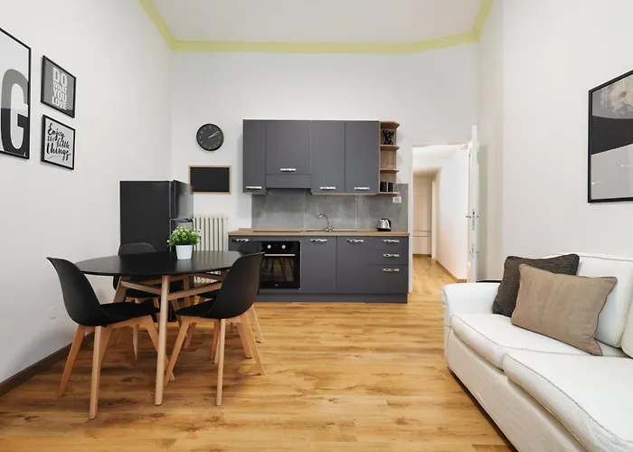 Joivy Charming Flat In Milan\'S Academic Hub