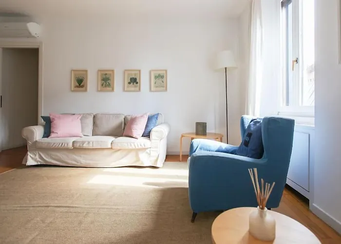 Hacca Collection - Brera & Fashion District - Bright 2Br Apt