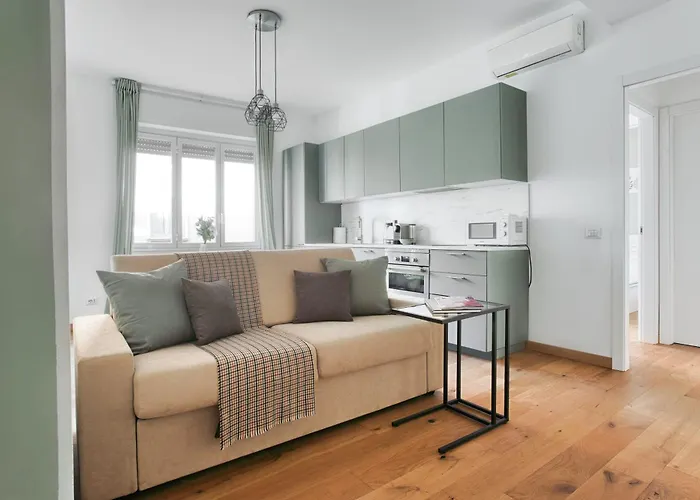 Zara Home - Central Station - 10\' Duomo - San Siro