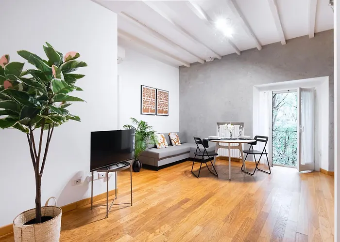 Easylife - Relax In Intimo E Silenzioso Appartamento A Due Passi Dal Castello Sforzesco