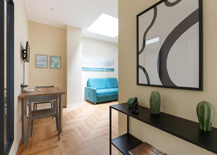 Missori & Bocconi Renovated Studio
