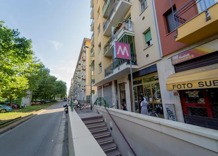 Apartment Milan Near Metro-M5