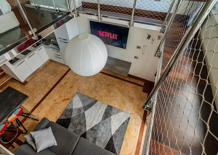 Loft Elegante In Centro Milano In Zona Signorile - Davanti Alla Metro